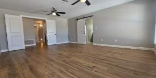 1131 E Redfield Rd Gallery 13