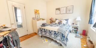12 Hamlin Street Gallery 7