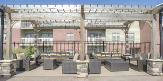 Lincoln Summit Falls Apartments & Townhomes Gallery 3