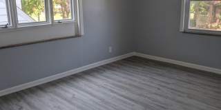 Updated 5 Bed, 2 Bath in Euclid Gallery 9