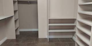 4 BEDROOM 3 BATHROOM HOME Gallery 44