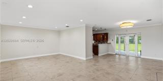 6801 SW 102nd Ave Gallery 38
