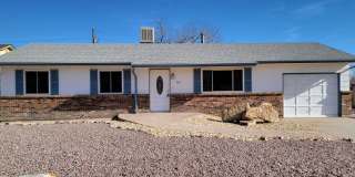 3 bedroom 1.5 bath with a Large Detached Garage Gallery 1