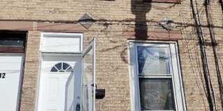 4 beds 1 bath Gallery 1