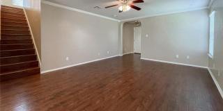 2237 Stoneleigh Drive Gallery 3