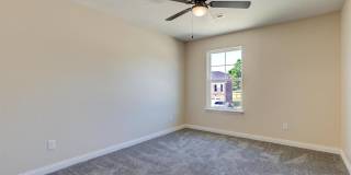 203 Dixon Circle Gallery 21