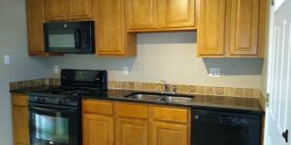 Mountain View 2 Bedroom 1 Bath Duplex on a Hill Gallery 102
