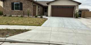 Spacious 4-Bedroom Single-Story Home with Large Backyard Gallery 1
