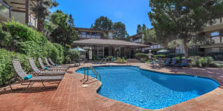 Emerald Victoria Apartments Gallery 7