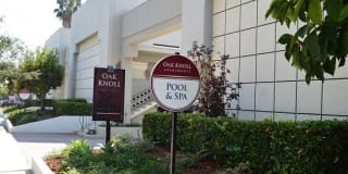 Oak Knoll Oak Knoll Gallery 1