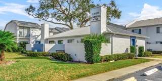 Charming 1BR/1.5BA Condo/Townhome in Bardmoor – Annual Unfurnished Rental Gallery 35