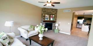 Cascade Falls Townhomes at Prairie Trail Gallery 15