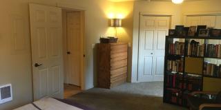 NW 3x2 townhome with primary bedroom on the main level Gallery 36