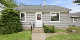 Updated 2 Bedroom Home FOR RENT! – 2506 17th St., Rock Island, IL - $250 OFF FIRST MONTH'S RENT Gallery 1