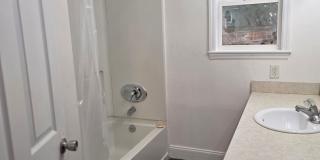 3 Bedroom 3 Bath Gallery 14
