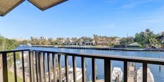 270 Captains Walk Gallery 64