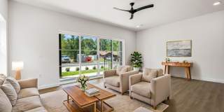 ***949 SE 10th Street*** Gallery 3