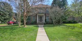 4 BR 2/2 BA Large Fenced in Back Yard! Chef's Kitchen! Upstairs Bonus Room! 2 Car Garage Gallery 1