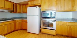 Top Floor 2 Bed, 2 Bath Condo For Rent on California Blvd in Pasadena - Close to Cal Tech! Gallery 14