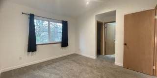 3 bed 1.5 bath townhome in the prime location of Bothell!! Gallery 18