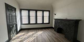 2429-2431 S 34th St Gallery 8