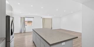 5270 Sepulveda Boulevard Gallery 7