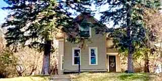 3BR/1BA Anoka Home Available Now! Gallery 1