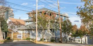4645 Jarboe Street Gallery 1