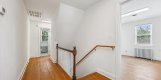 212 FREDERICK Avenue S Gallery 50