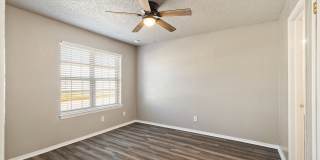 Country Creek Gallery 14