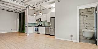 Stunning West Oakland Live Work Loft w/ Ground Floor Studio Gallery 9