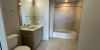 229 S Peoria St Gallery 9