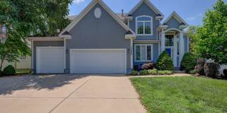 {14400} Somerset Brooke + Beautifully Updated Throughout + Finished Walk Out Basement + Fenced Yard Gallery 1