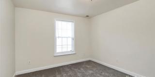 1005 Rainbow Drive Gallery 25