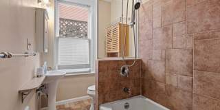 511 South G St. Gallery 17