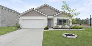 Well-Maintained 4 Bedroom Corner Lot Home in The Palms with Resort-Style Community Amenities Gallery 1