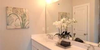 Room in 4 Bedroom Townhome at Philip's Square Gallery 5