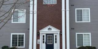 Spacious 2BR Condo with Flex Space & Private Balcony in Crestwood’s Madison Park Gallery 1