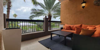 Luxury Apartment Right On The Beach In Lauderdale By The Sea!!! Seasonal rental Gallery 18