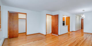 180 W 3RD ST Gallery 1