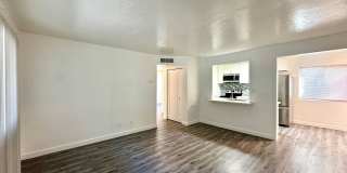 3130 E 4th Street Gallery 10