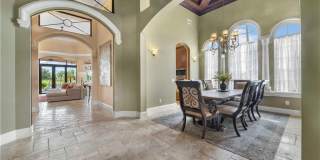 130 SE Bella Strano Gallery 8