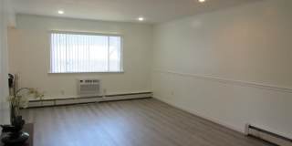 7 N James Street Gallery 2