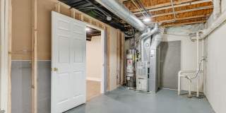 2494 Stoughton Circle Gallery 16