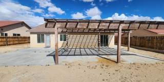 Beautiful 3 Bedroom 2 Bath! Gallery 3