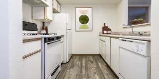 Desert Willow Apartments - Affordable Gallery 7