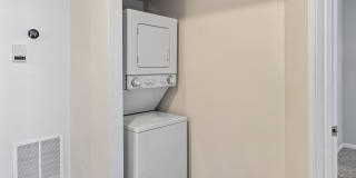 Beautiful Two Bedroom, Two Bathroom Condo Gallery 7