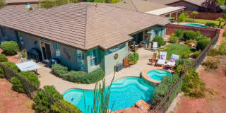 Beautiful 5 Bedroom Home- One Level and Private Pool Gallery 57