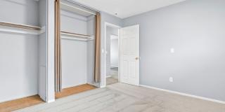 Nice clean 2 bedroom apartment Gallery 12