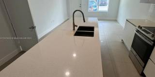 2555 NE 193rd St Gallery 2